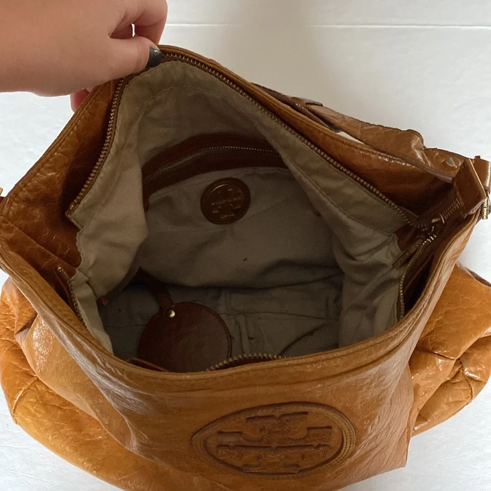 Tory Burch Bag - Picture 7 of 9